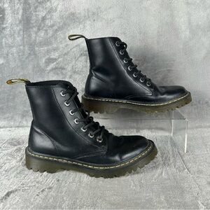 Dr Martens LUANA Lace Up 7-Eye Boots Docs Air Wair Soft Leather Womens Size‎ 6